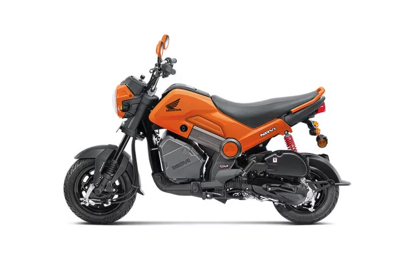 Rent a 110cc, Honda Navi Motorcycle in San Juan del Sur